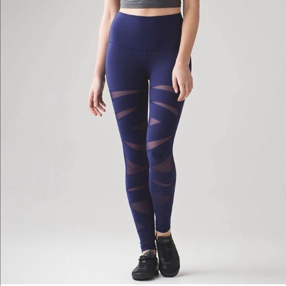 **HIGH RISE** Wunder Under Tech Mesh size 4 - Picture 2 of 15
